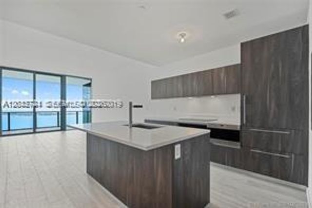 480 NE 31 ST 2306, Miami, FL 33137