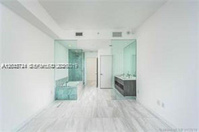 480 NE 31 ST 2306, Miami, FL 33137