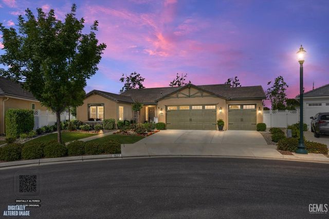 1907 Corvedale Street, Bakersfield, CA 93311