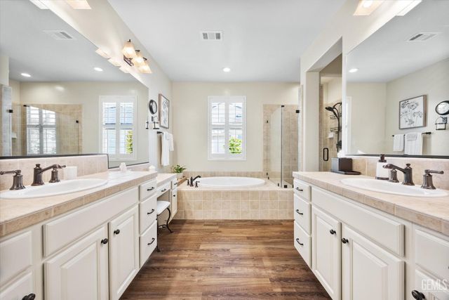 1907 Corvedale Street, Bakersfield, CA 93311