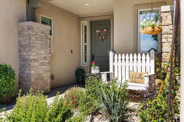 1907 Corvedale Street, Bakersfield, CA 93311