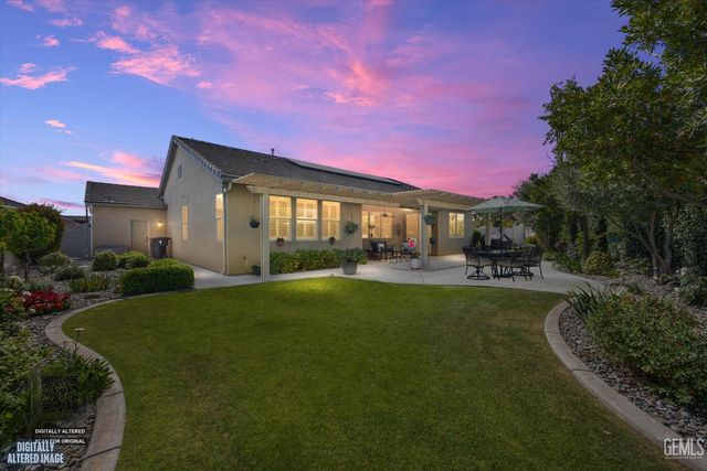 1907 Corvedale Street, Bakersfield, CA 93311