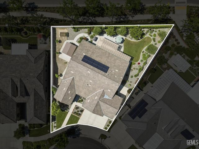 1907 Corvedale Street, Bakersfield, CA 93311