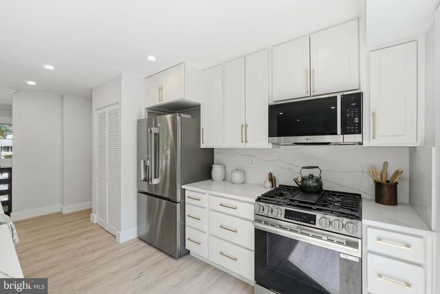 13710 ARCTIC AVE, Rockville, MD 20853