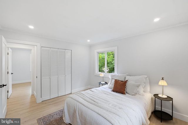 13710 ARCTIC AVE, Rockville, MD 20853