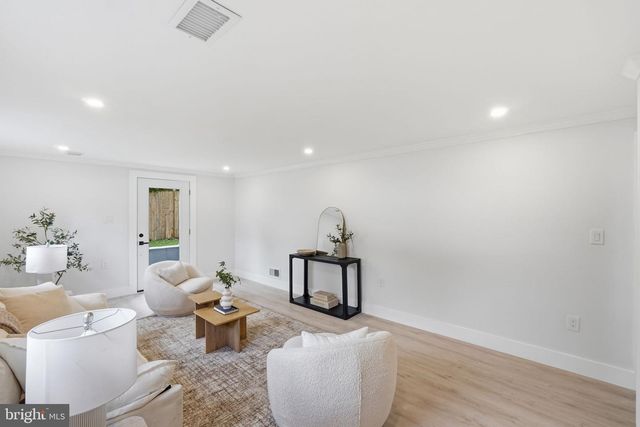 13710 ARCTIC AVE, Rockville, MD 20853