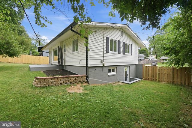 13710 ARCTIC AVE, Rockville, MD 20853