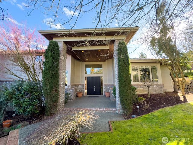 15831 SE 45th Street, Bellevue, WA 98006
