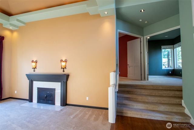 15831 SE 45th Street, Bellevue, WA 98006