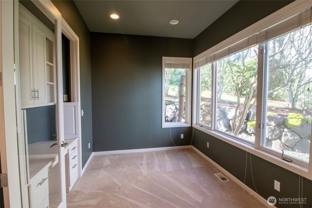 15831 SE 45th Street, Bellevue, WA 98006