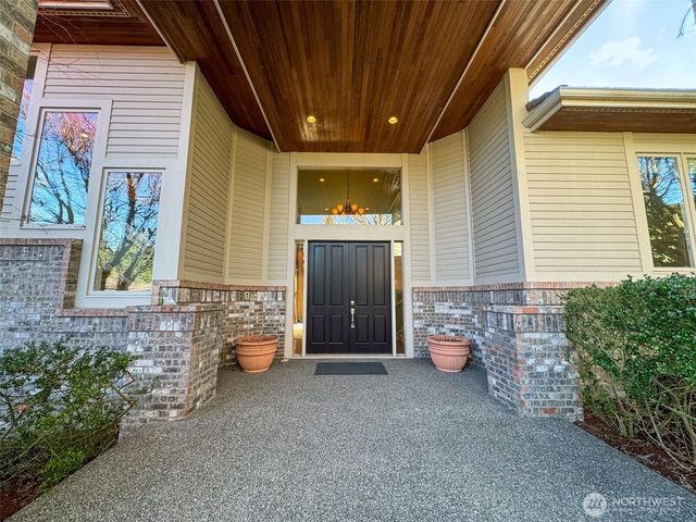 15831 SE 45th Street, Bellevue, WA 98006