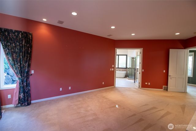 15831 SE 45th Street, Bellevue, WA 98006
