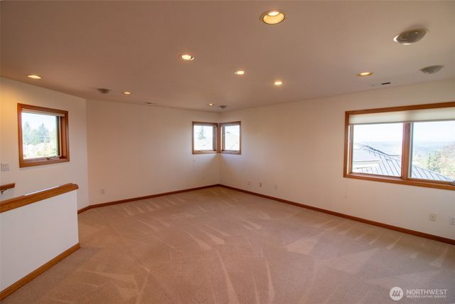 15831 SE 45th Street, Bellevue, WA 98006