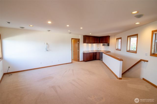 15831 SE 45th Street, Bellevue, WA 98006