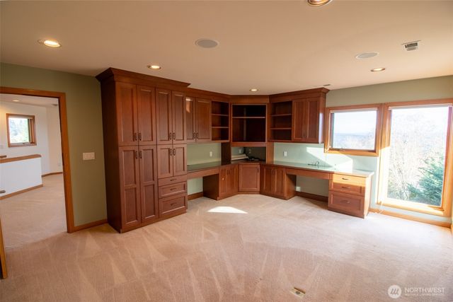 15831 SE 45th Street, Bellevue, WA 98006