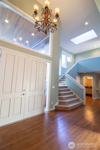 15831 SE 45th Street, Bellevue, WA 98006
