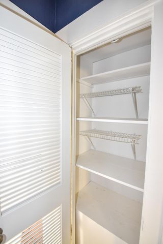 1863 N Grant Avenue, Springfield, MO 65803