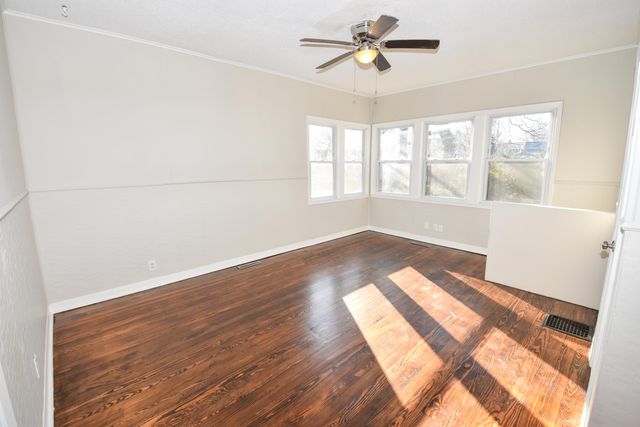 1863 N Grant Avenue, Springfield, MO 65803