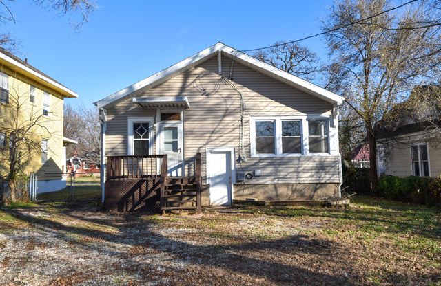1863 N Grant Avenue, Springfield, MO 65803