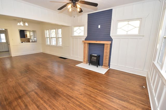 1863 N Grant Avenue, Springfield, MO 65803