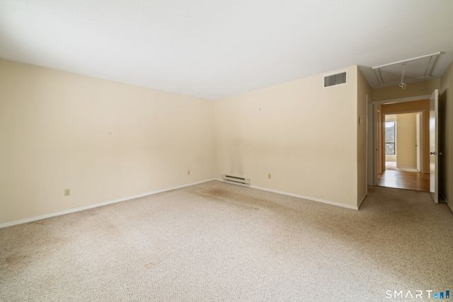 972 Heritage Village B, Southbury, CT 06488