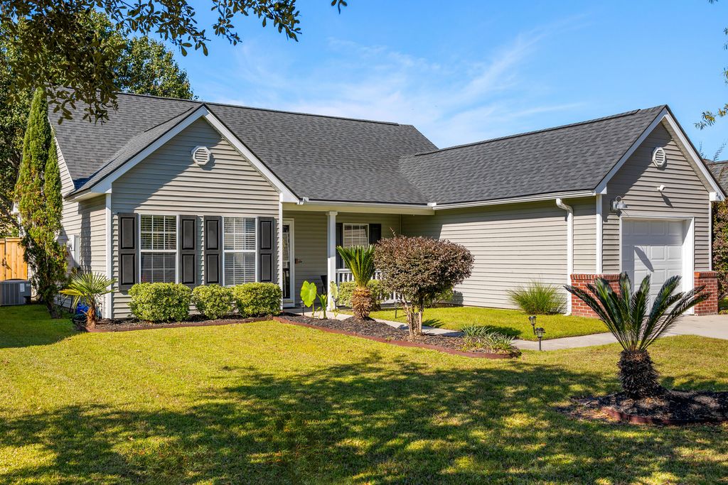 246 Dovetail Circle, Summerville, SC 29483