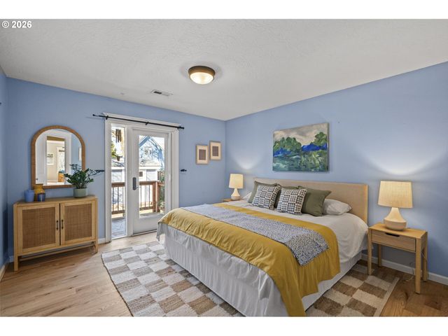 3541 N HALLECK St, Portland, OR 97217