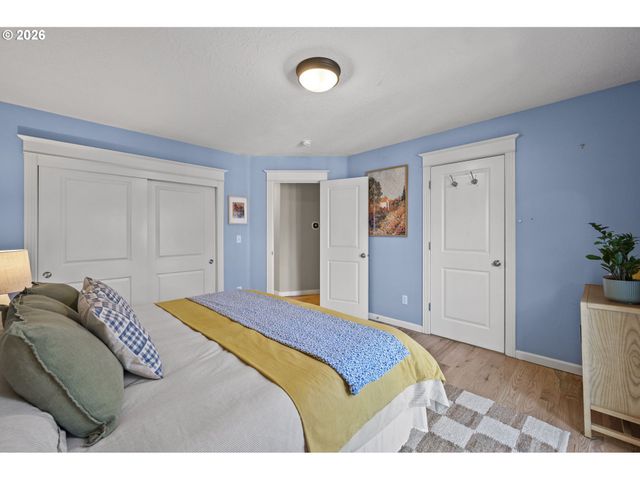 3541 N HALLECK St, Portland, OR 97217