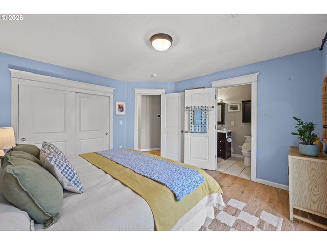 3541 N HALLECK St, Portland, OR 97217