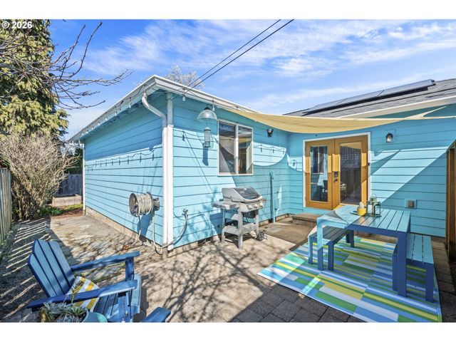 3541 N HALLECK St, Portland, OR 97217