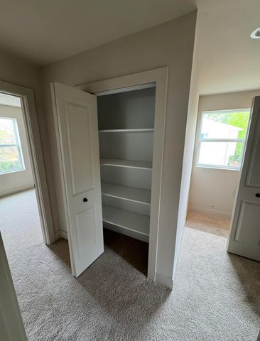 27305 Groveland Street, Madison Heights, MI 48071