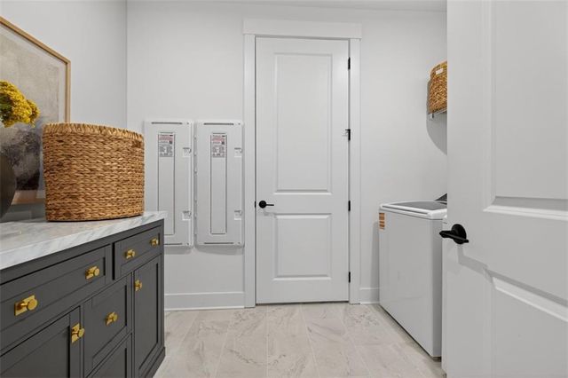 2799 Turnwater Street, Hoschton, GA 30548