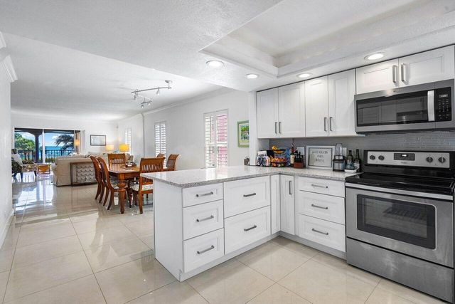 1040 Banyan Road 2010, Boca Raton, FL 33432