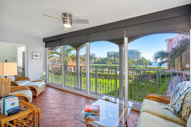 1040 Banyan Road 2010, Boca Raton, FL 33432