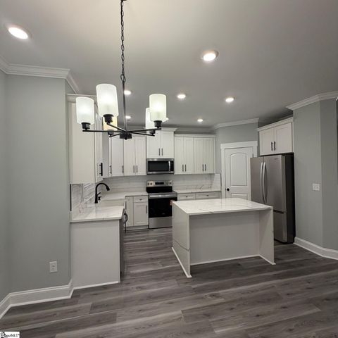 321 Sunnydale Drive, Taylors, SC 29687