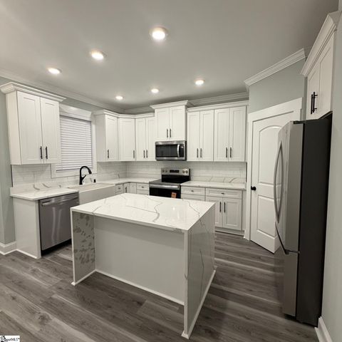 321 Sunnydale Drive, Taylors, SC 29687
