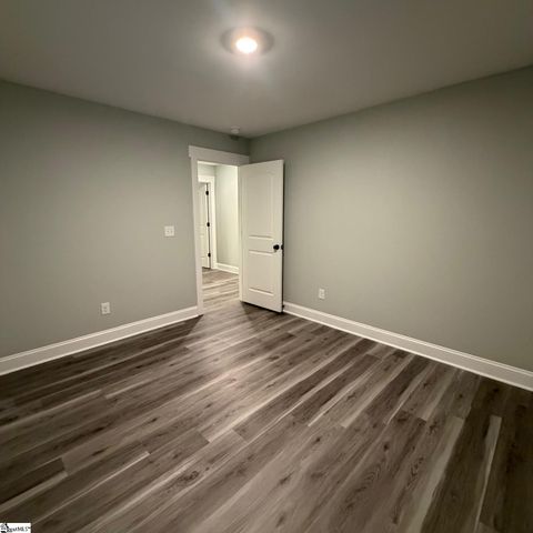 321 Sunnydale Drive, Taylors, SC 29687
