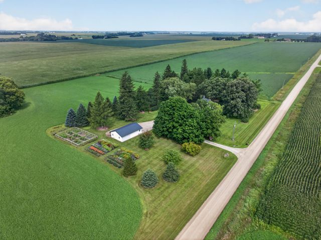 59493 272nd Avenue, Mantorville, MN 55955