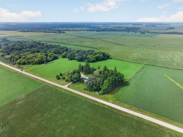 59493 272nd Avenue, Mantorville, MN 55955