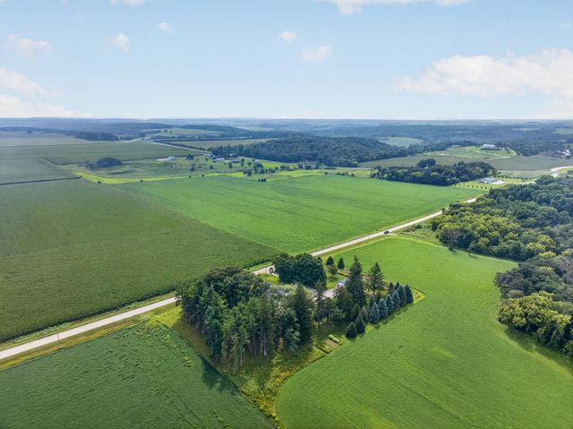 59493 272nd Avenue, Mantorville, MN 55955