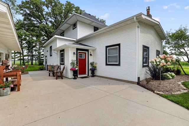 59493 272nd Avenue, Mantorville, MN 55955