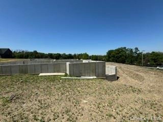 9 Shadow Court, Wappingers Falls, NY 12590