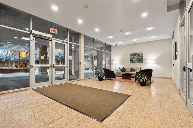 77 Pond Ave 805, Brookline, MA 02445