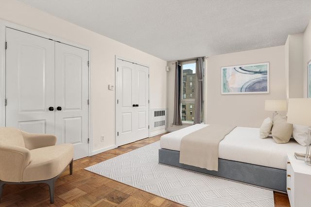 77 Pond Ave 805, Brookline, MA 02445