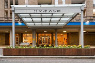 77 Pond Ave 805, Brookline, MA 02445