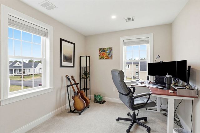 25 Cranberry Farm Rd, Plymouth, MA 02360