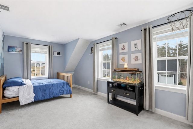 25 Cranberry Farm Rd, Plymouth, MA 02360