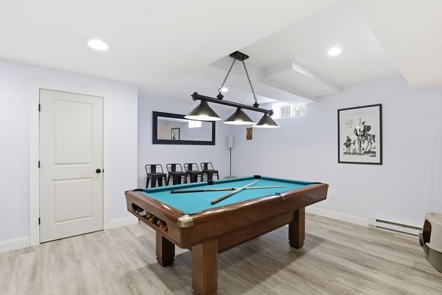 25 Cranberry Farm Rd, Plymouth, MA 02360