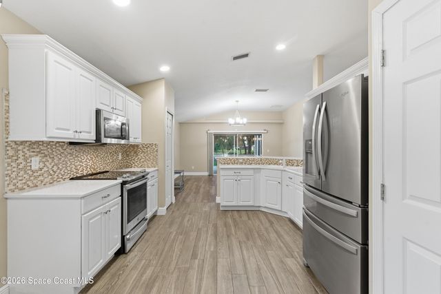 837 Tavernier Circle NE, Palm Bay, FL 32905