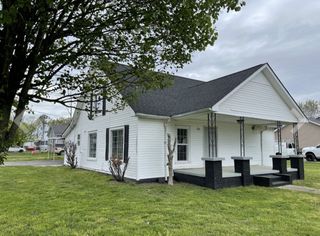 1201 E Grundy St, Tullahoma, TN 37388